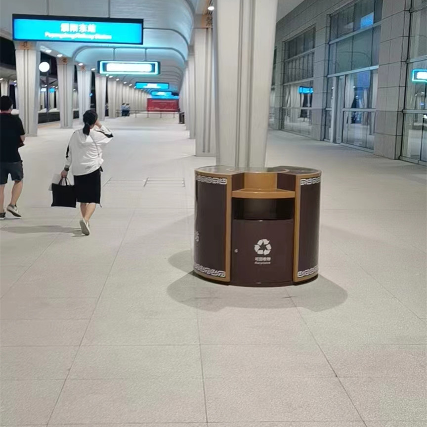 高鐵站不銹鋼垃圾箱